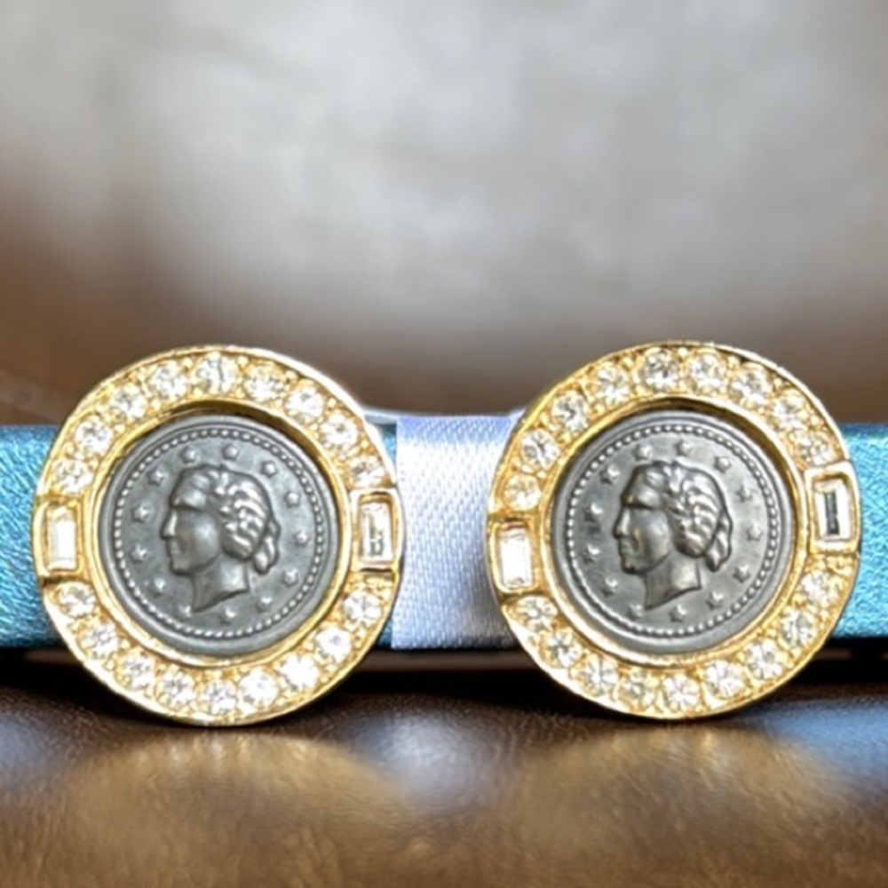 Black and Gold Coin Earring, Clip